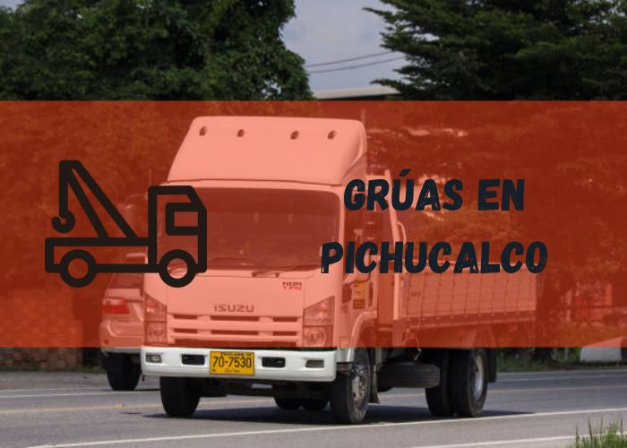 grúa arrastrando un auto en Pichucalco