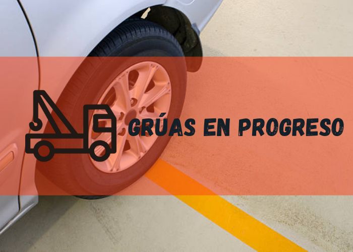 grúa arrastrando un vehículo en Progreso